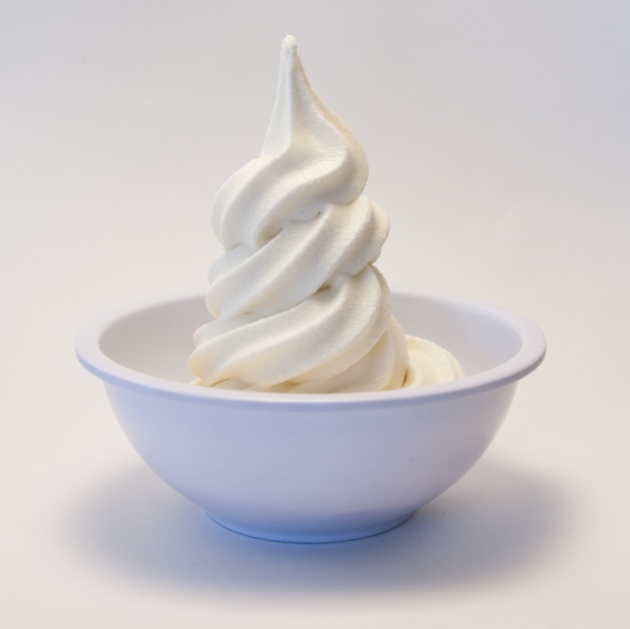 Piña Colada Frozen Yogurt 