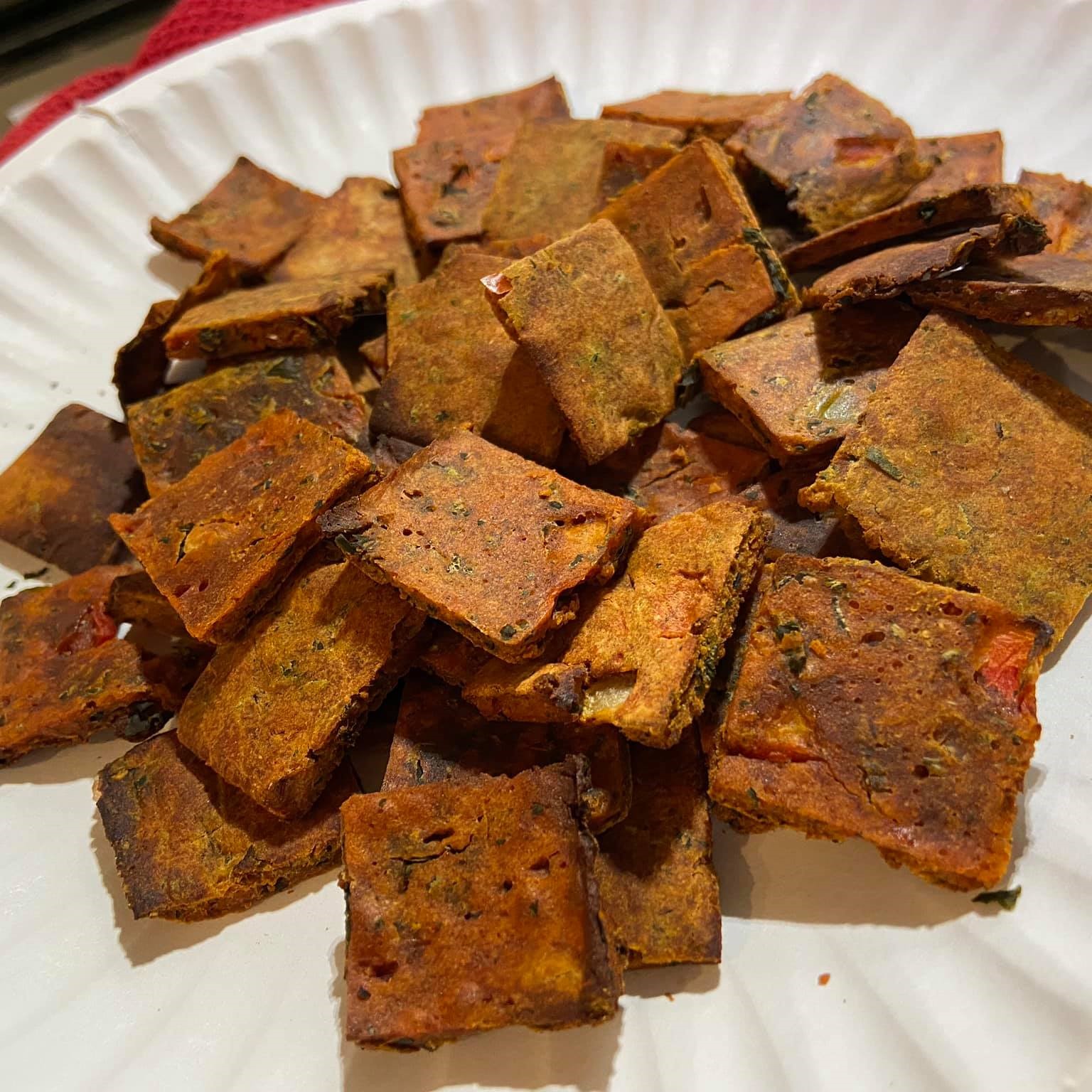 Tomato Basil Crackers