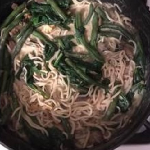Green beans, spinach and mushroom Alfredo Noodles (Debbie)