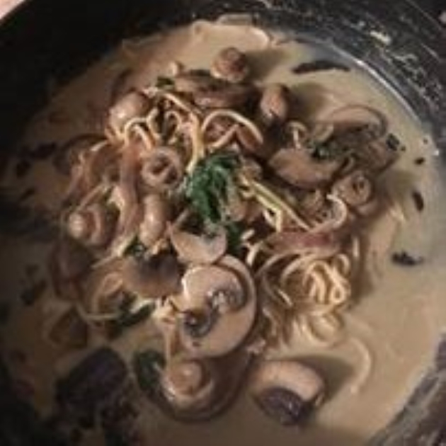 Mushroom Alfredo Noodles (Debbie)